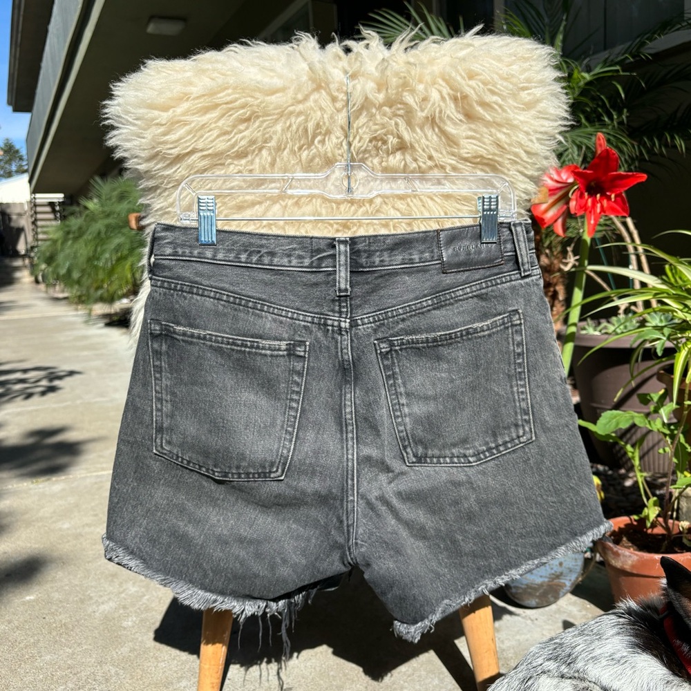 Everlane High Rise Shorts - Picture 2 of 3
